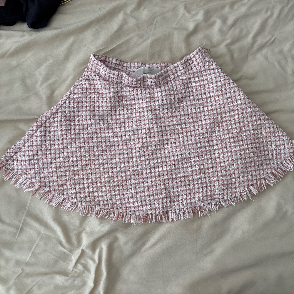 H & M Pink Plaid Flared Side Zip Frayed Tweed Skirt Size 6
